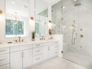 Find tailor-made and aesthetically pleasing Luxury Cabinet designs from DRCC